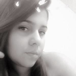 Meet your Posher, Yanicet